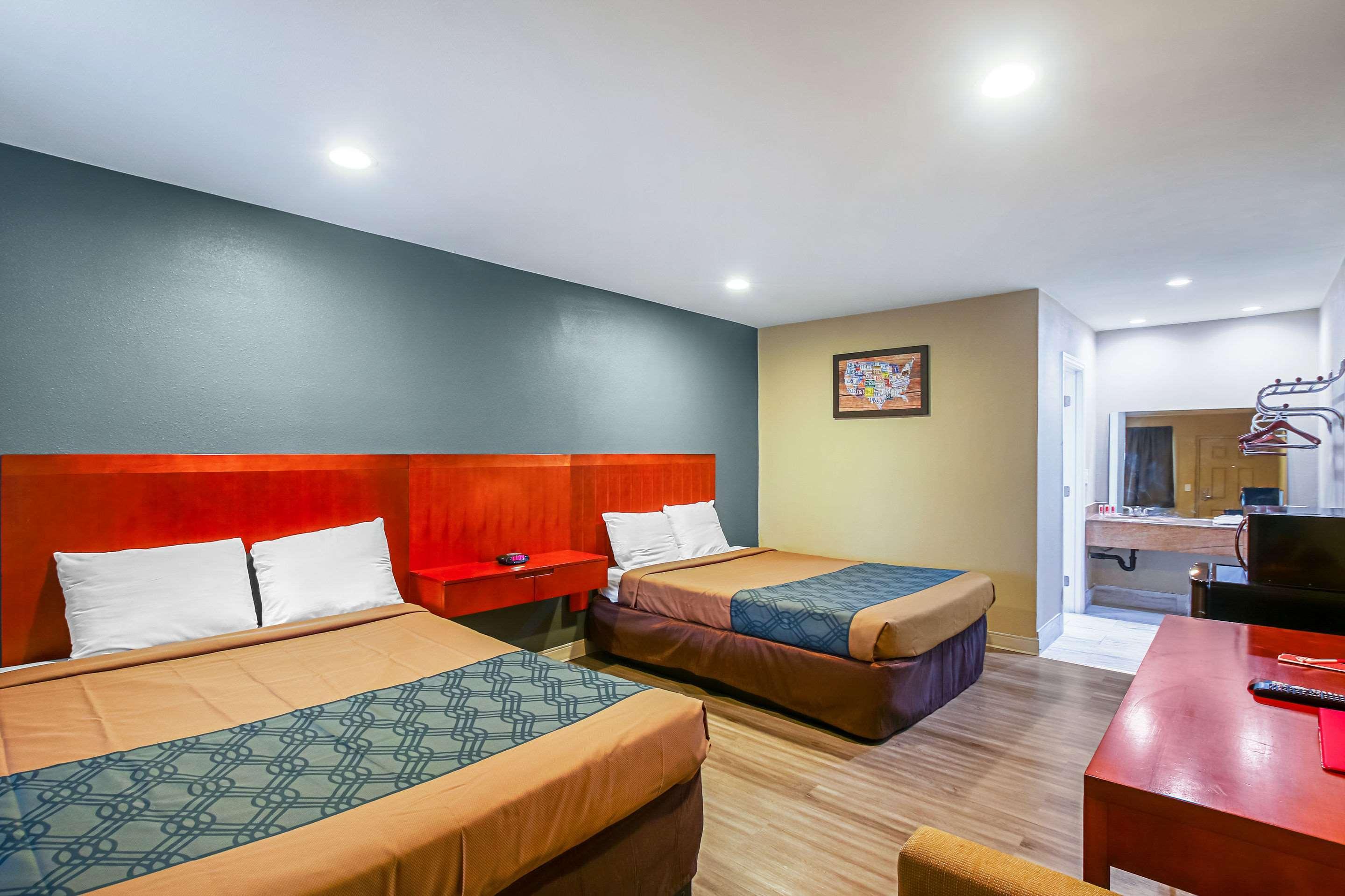 Econo Lodge San Bernardino I-215 Exteriér fotografie